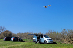 UL-Flugzeug im Landeanflug
